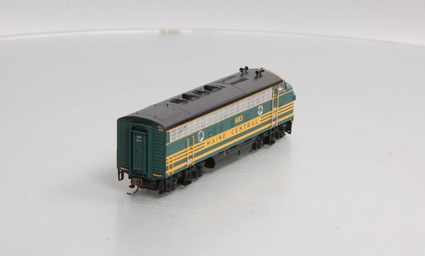 Athearn G2019 HO Scale MEC F3A Phase 4 Diesel Locomotive #683 LN/Box
