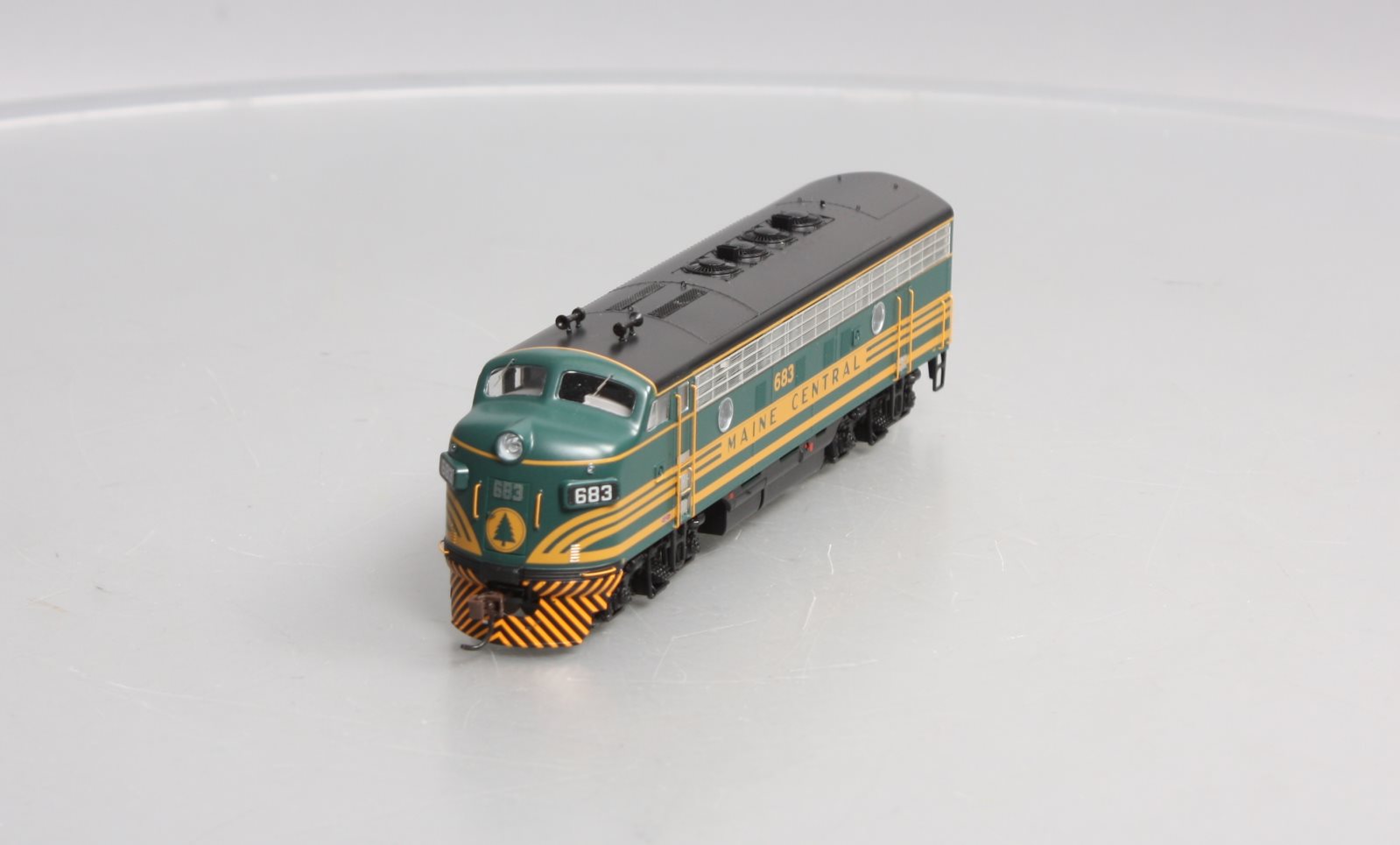 Athearn G2019 HO Scale MEC F3A Phase 4 Diesel Locomotive #683 LN/Box