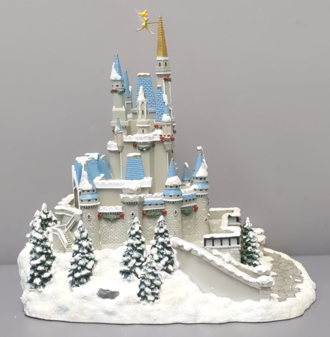 Disney Village Light Up Castle W/ Tinker Bell EX/Box