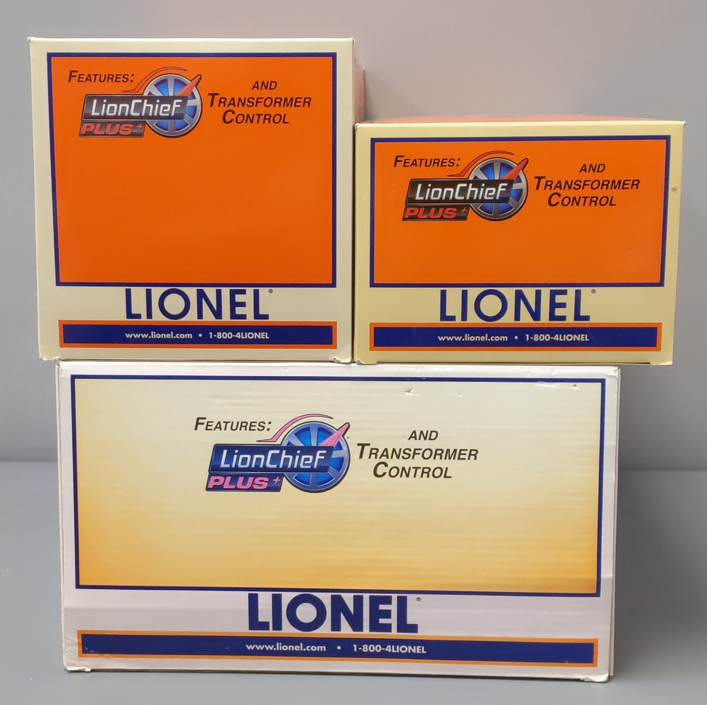 Lionel 6-82290 O Santa Fe LionChief Plus FT AA Diesel Locomotive #164/#164