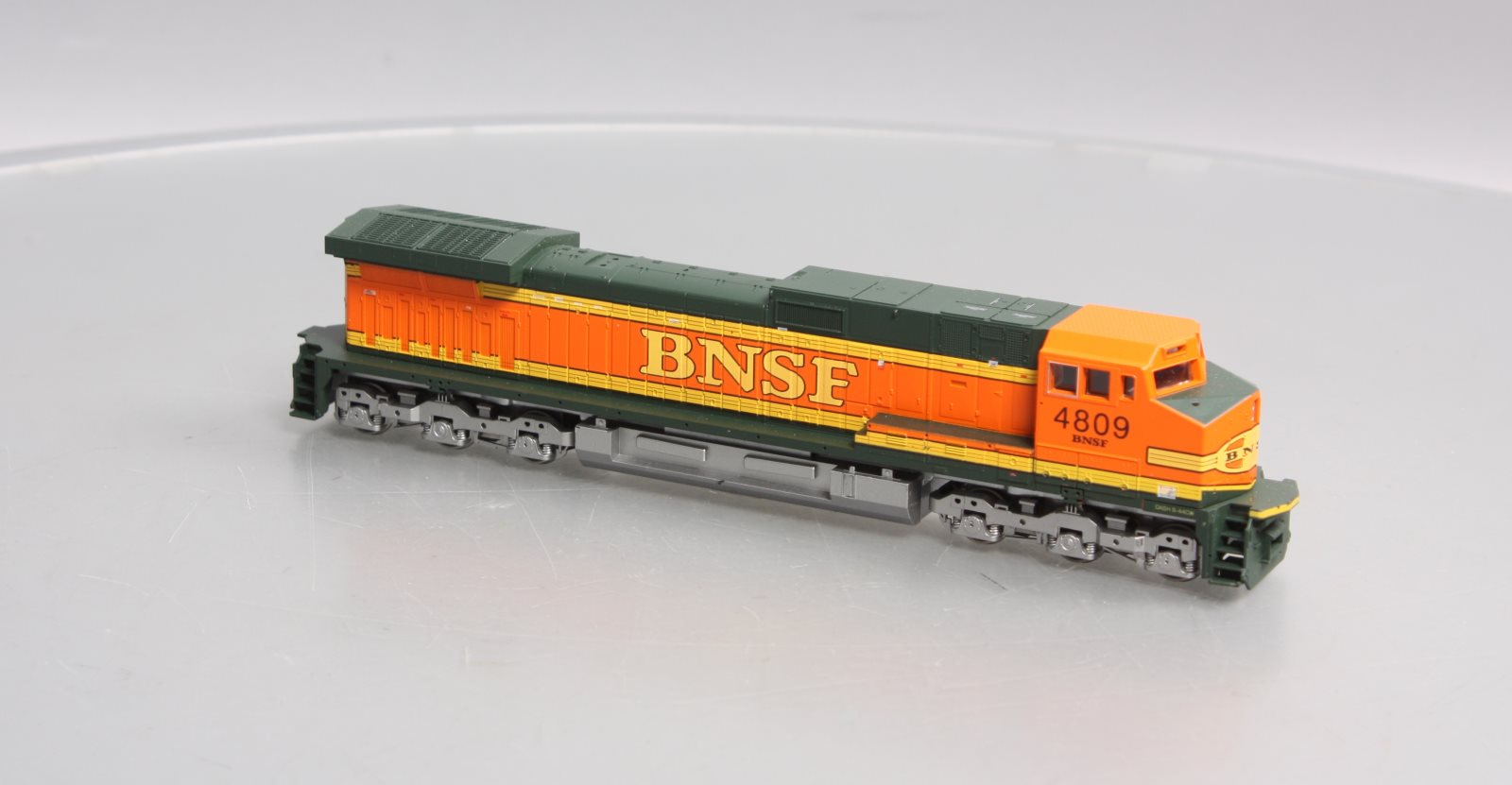 Athearn 4943 HO Scale BNSF C44-9W Powered Diesel Locomotive #4809 LN/Box