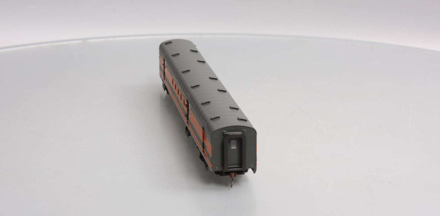 Walthers 932-9032 HO Scale Great Northern Empire Builder AC&F Baggage-Mail NIB