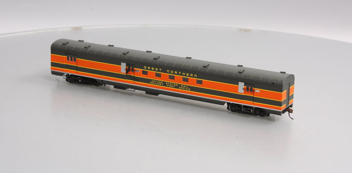 Walthers 932-9032 HO Scale Great Northern Empire Builder AC&F Baggage-Mail NIB