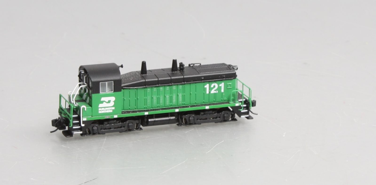 Broadway Limited 3875 N Burlington Northern EMD SW7 Diesel Loco Sound/DCC #121
