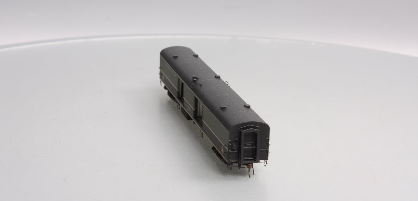 Rapido Trains 106022 HO Canadian National 73' 6