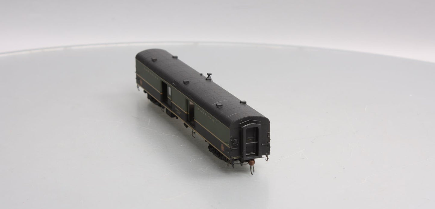 Rapido Trains 106022 HO Canadian National 73' 6" Smooth Side Baggage #9277