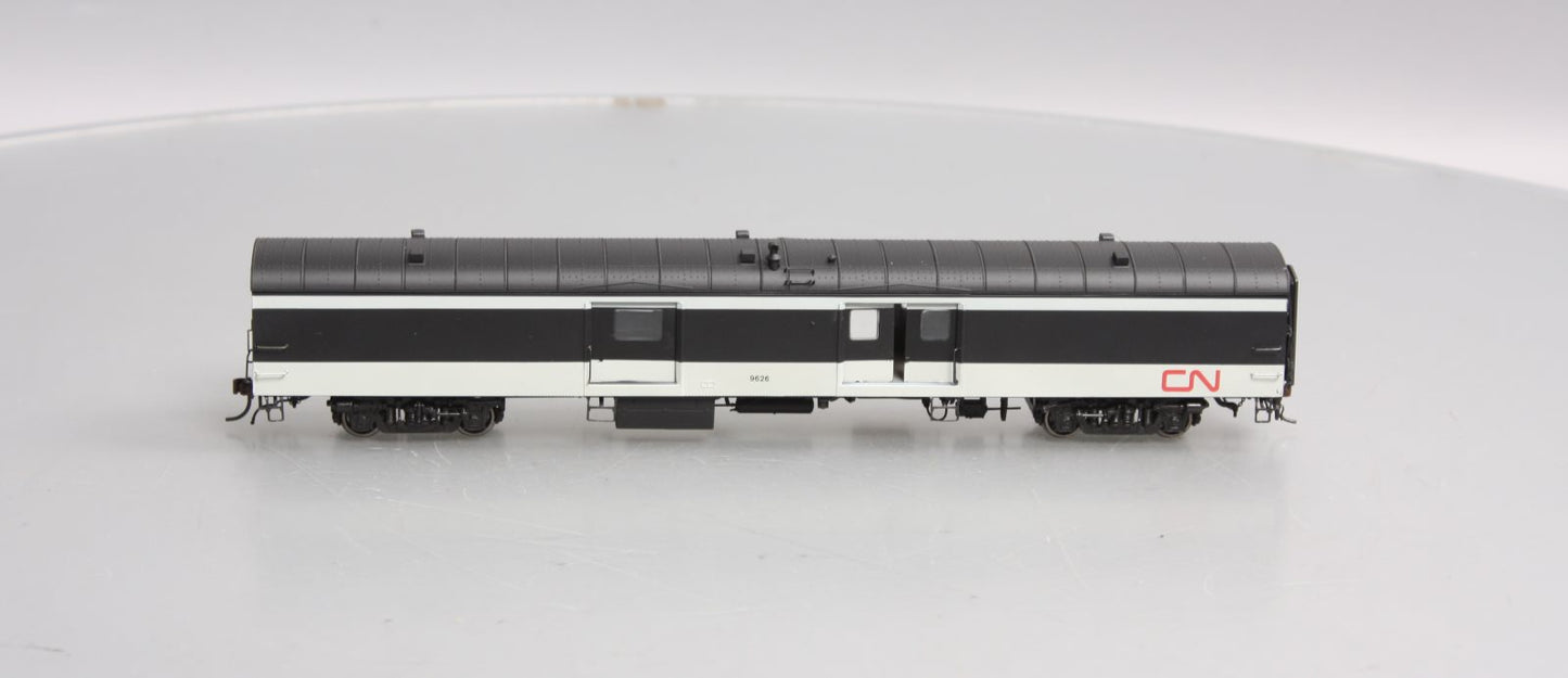 Rapido Trains 106099 HO Canadian National 73' 6" Smooth Side Baggage #9626