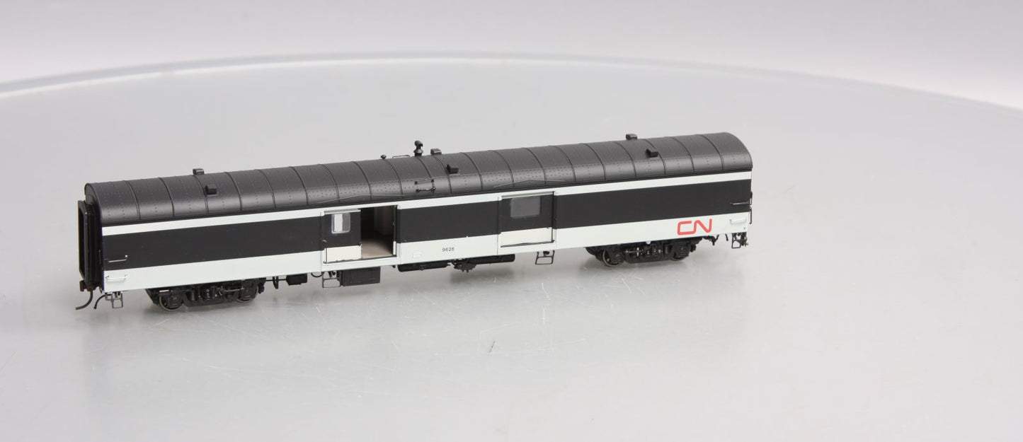 Rapido Trains 106099 HO Canadian National 73' 6" Smooth Side Baggage #9626