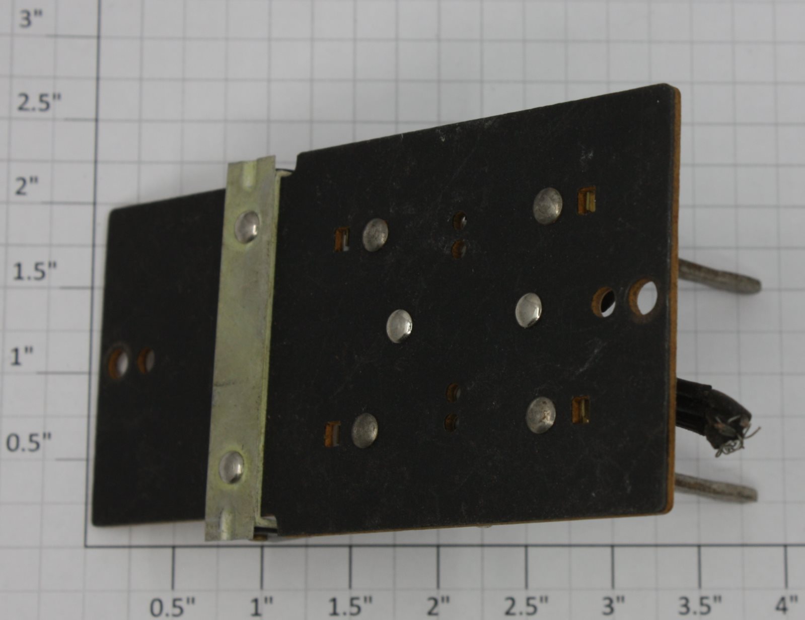 Lionel 1121-100B Switch Controller Base Assembly without Wire