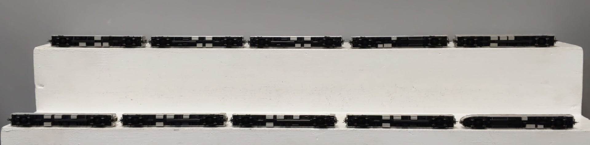 Rapido Trains 550001 N The Canadian CP Maroon Set 1 10 Car set