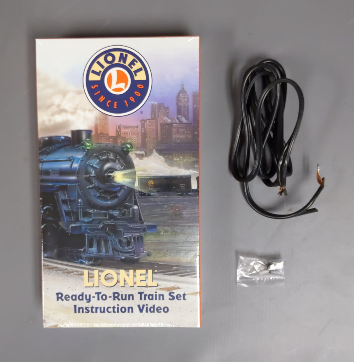 Lionel 6-31947 O Gauge World of Disney Steam Train Set NIB