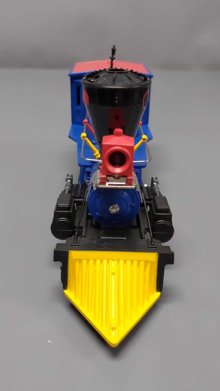 Lionel 6-31947 O Gauge World of Disney Steam Train Set LN/Box