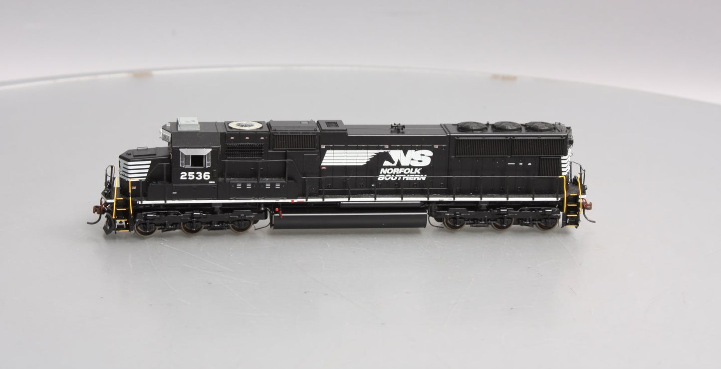 Athearn G70609 HO Norfolk Southern SD70 Diesel Locomotive #2536 w/DCC/SND LN/Box