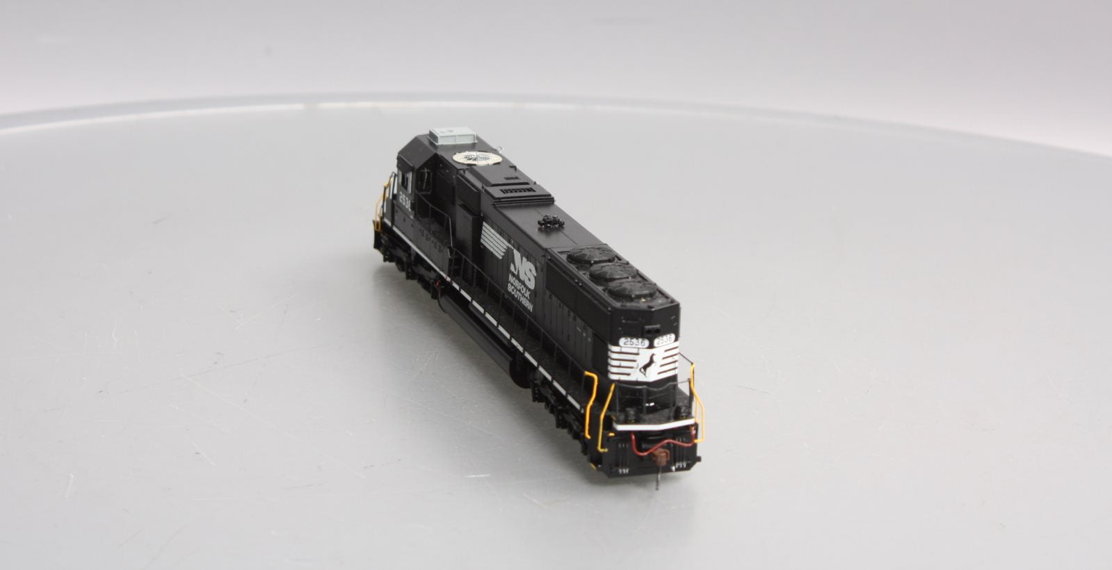 Athearn G70609 HO Norfolk Southern SD70 Diesel Locomotive #2536 w/DCC/SND LN/Box