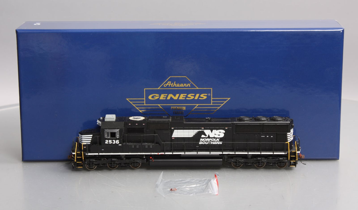 Athearn G70609 HO Norfolk Southern SD70 Diesel Locomotive #2536 w/DCC/SND LN/Box