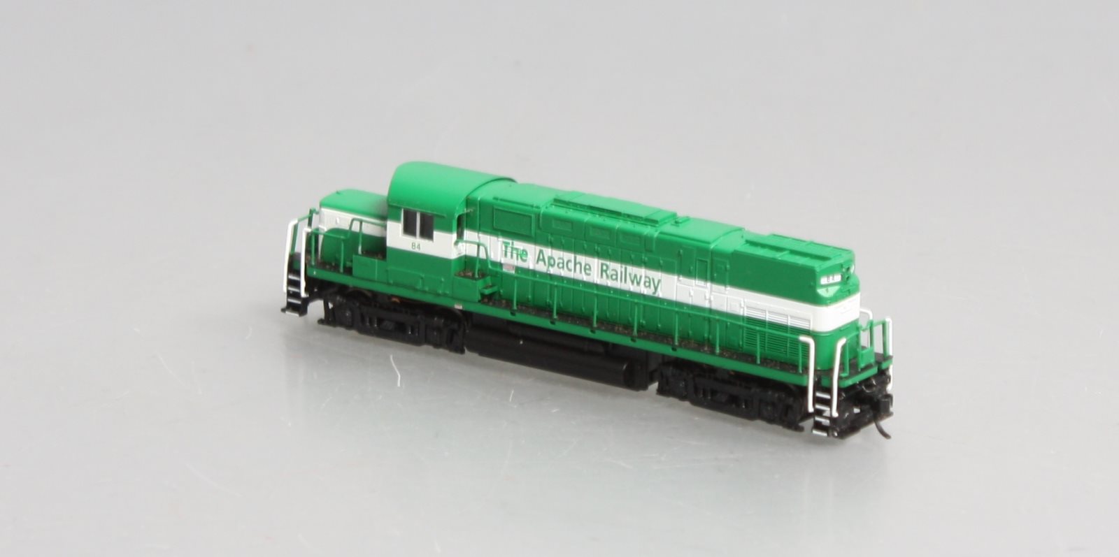 Atlas 40000194 N Scale Apache Railway C420 Phase 2B Diesel Locomotive #84