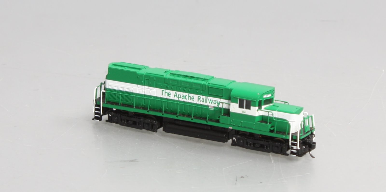 Atlas 40000194 N Scale Apache Railway C420 Phase 2B Diesel Locomotive #84