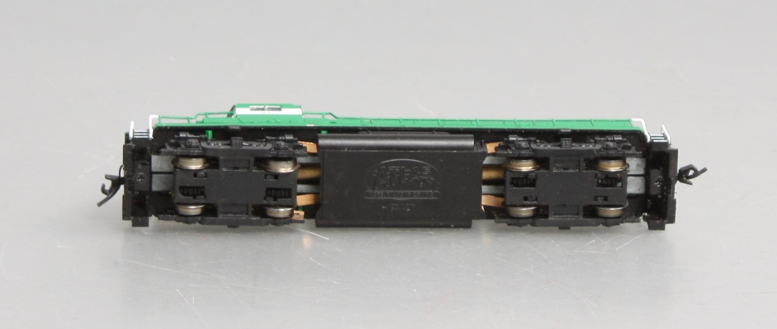 Atlas 40000194 N Scale Apache Railway C420 Phase 2B Diesel Locomotive #84