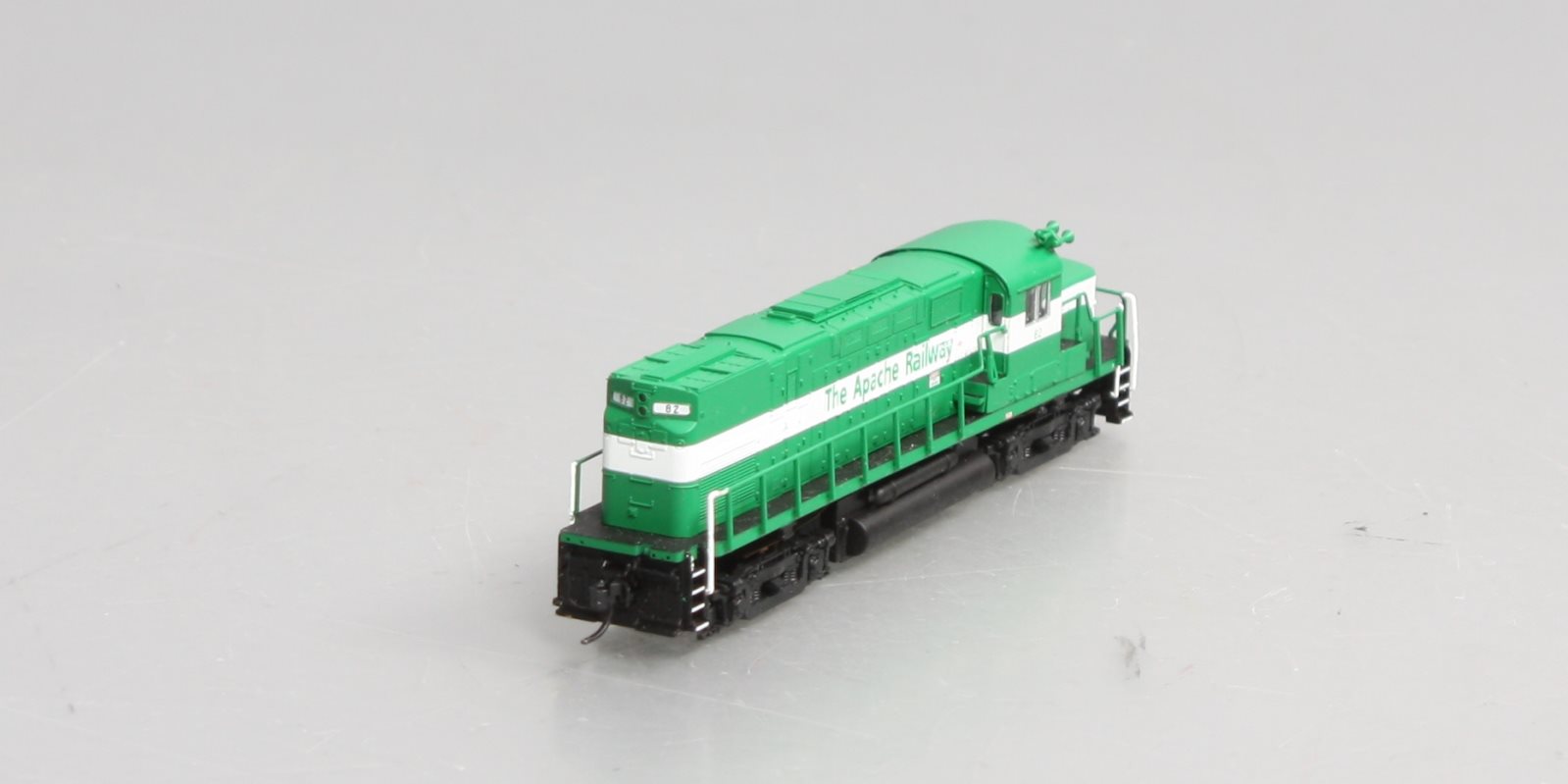 Atlas 40000193 N Scale Apache Railway C420 Phase 2B Diesel Locomotive #82