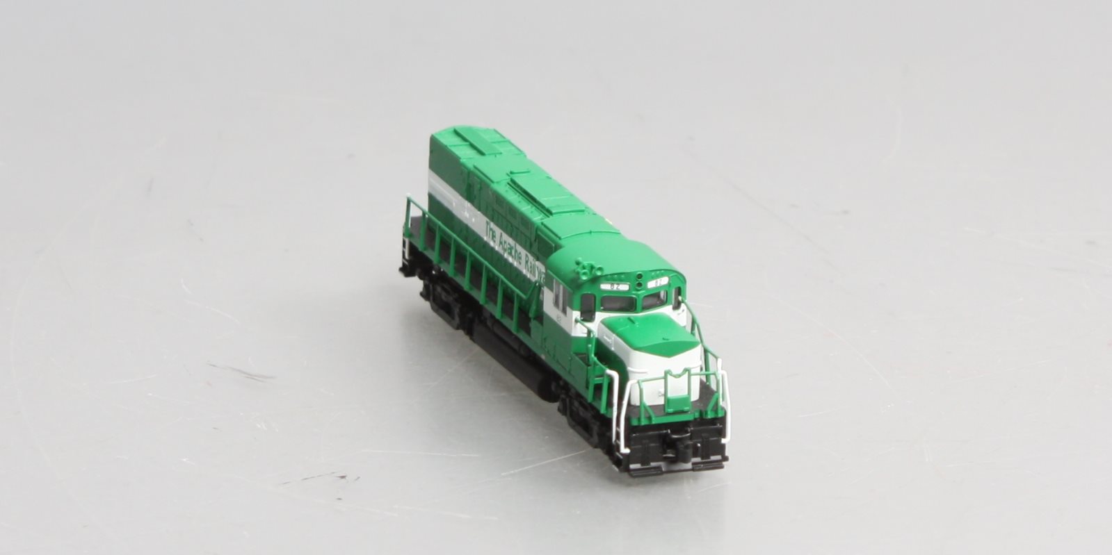 Atlas 40000193 N Scale Apache Railway C420 Phase 2B Diesel Locomotive #82
