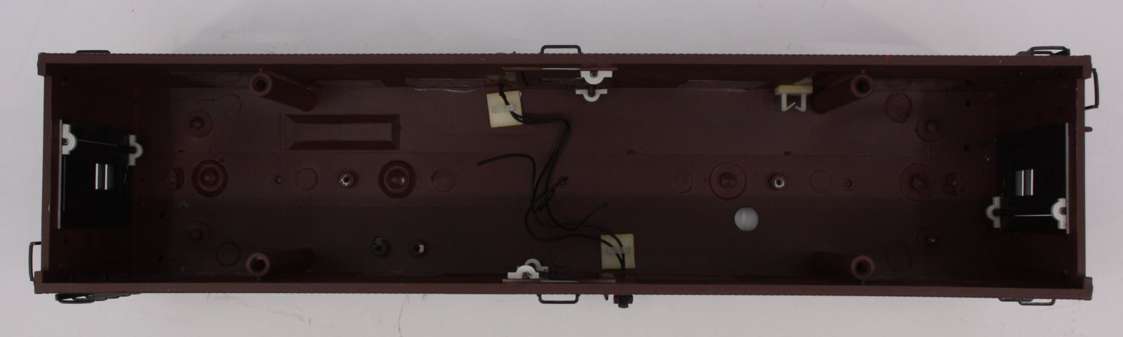 Lionel 22192-2 K-Line BBQ Shack Bunk Car Body