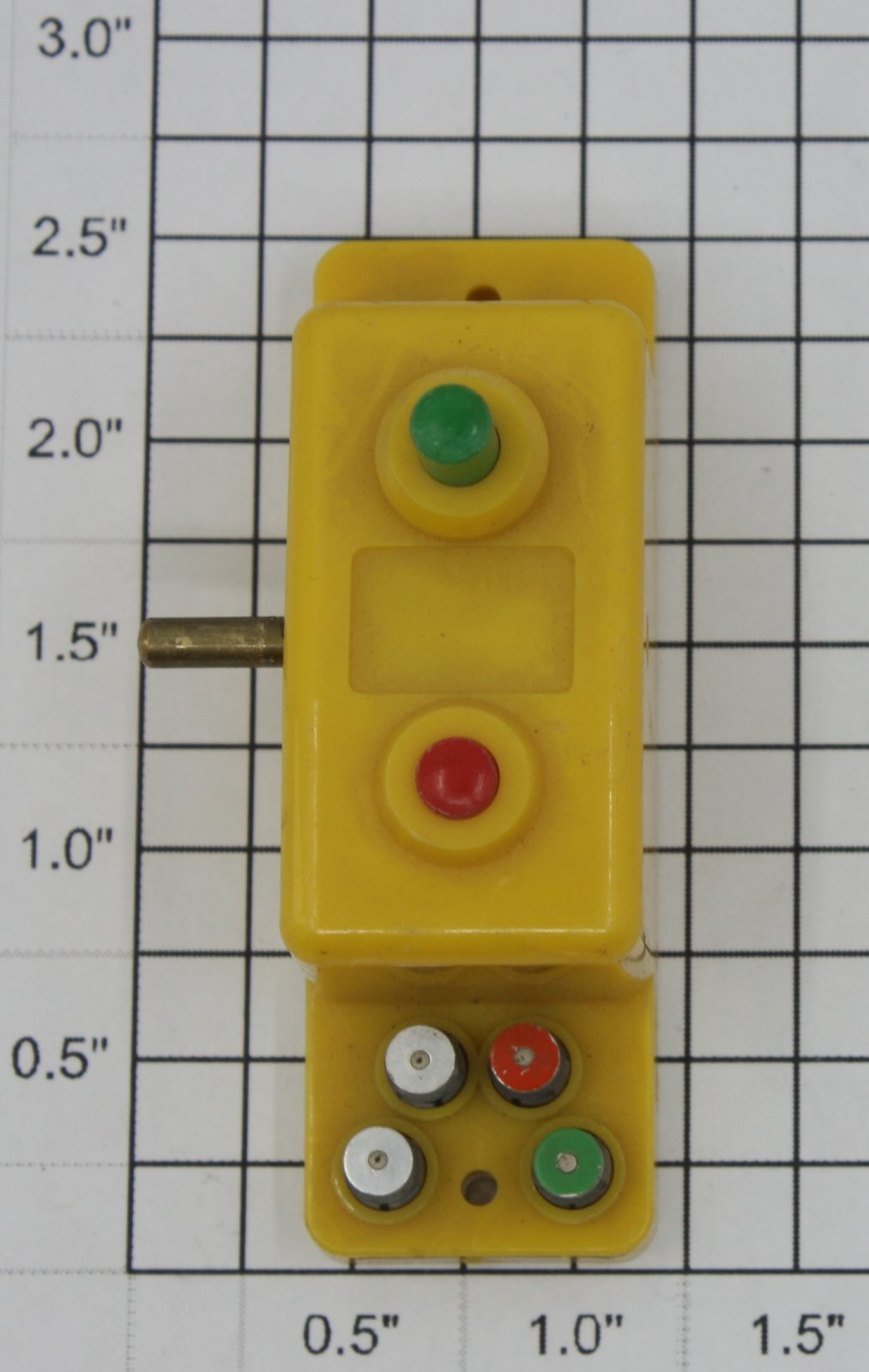 Trix 6594 N Gauge Yellow MiniTrix Switch Controller with Post