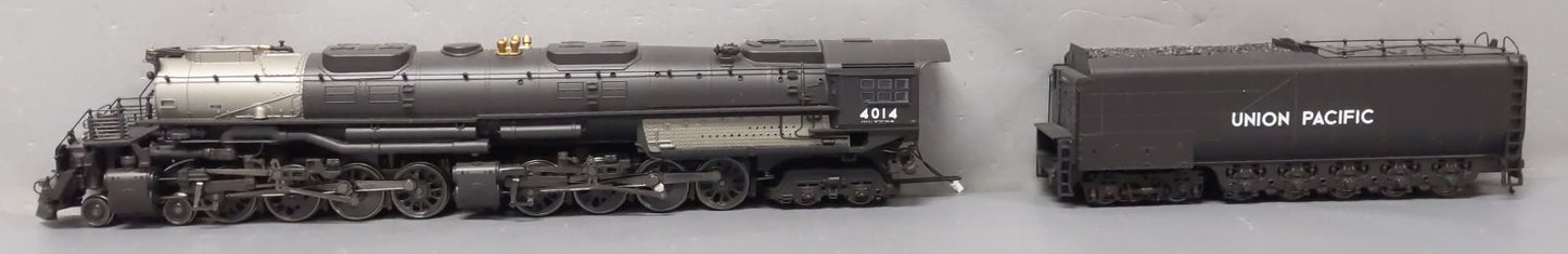 Rivarossi HR2638 HO Scale UP Big Boy Steam Locomotive & Tender #4014 w/DCC&Sound
