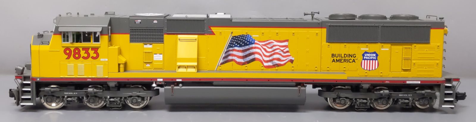 USA Trains 22602 G Union Pacific SD70 Mac Diesel Engine #9833 – Trainz