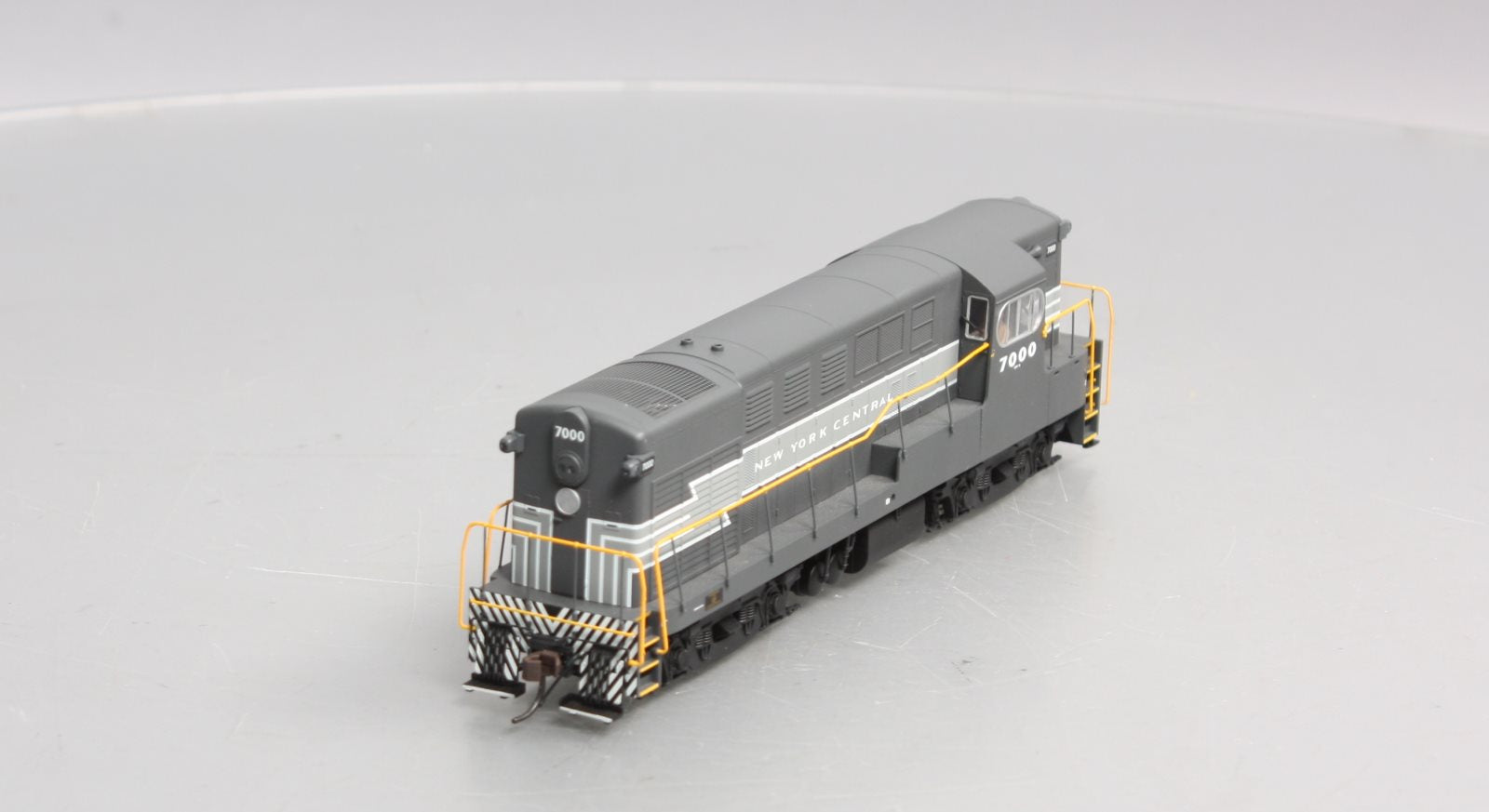Atlas 10001628 HO New York Central H16-44 Diesel Locomotive #7000 w/Sound
