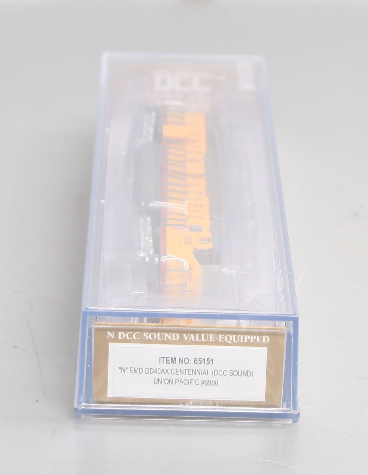 Bachmann 65151 N Union Pacific EMD DD40AX Diesel Locomotive w/DCC & Sound #6900