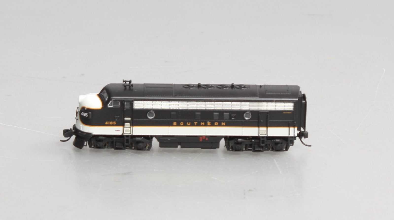 Broadway Limited 7736 N Southern EMD F3A Diesel Locomotive Sound/DC/DCC #4185