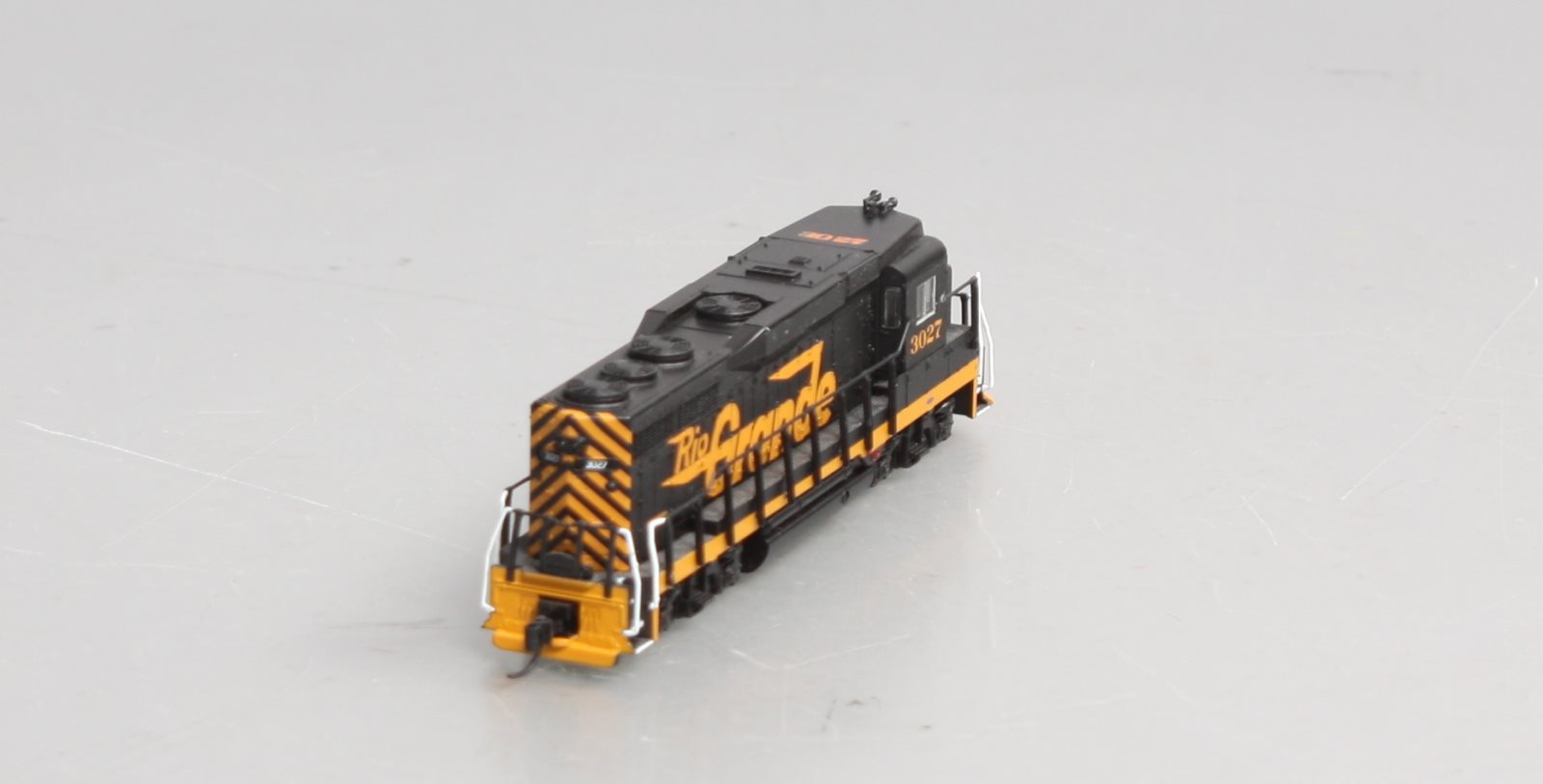 Atlas 40003788 N Scale Rio Grande GP-30 Diesel Locomotive #3027