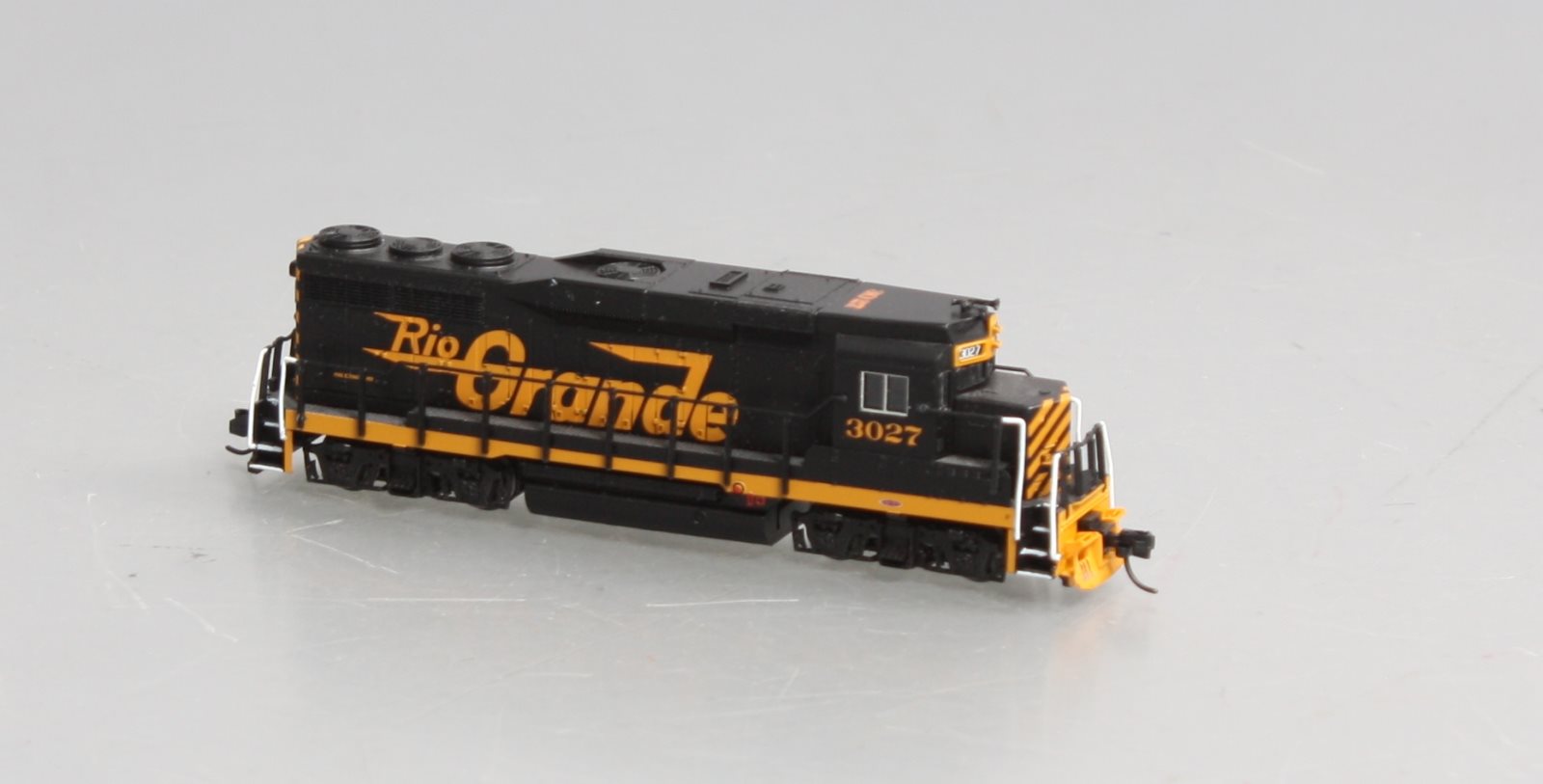 Atlas 40003788 N Scale Rio Grande GP-30 Diesel Locomotive #3027