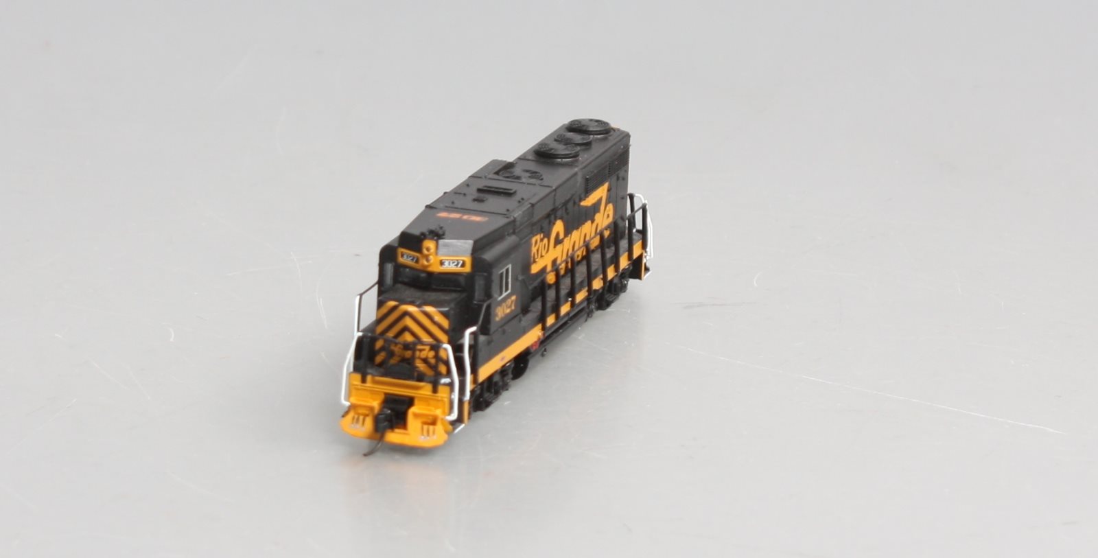 Atlas 40003788 N Scale Rio Grande GP-30 Diesel Locomotive #3027
