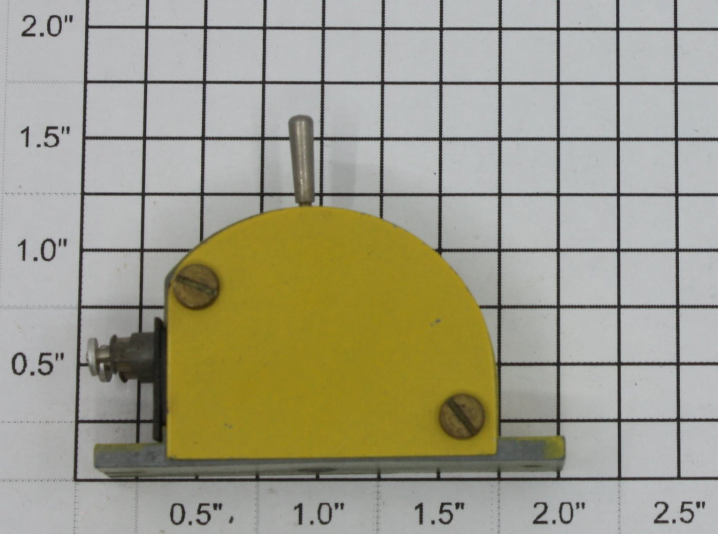 Trix 66Y HO Yellow Metal Twin TTR Switch Controller with Push Button Terminals