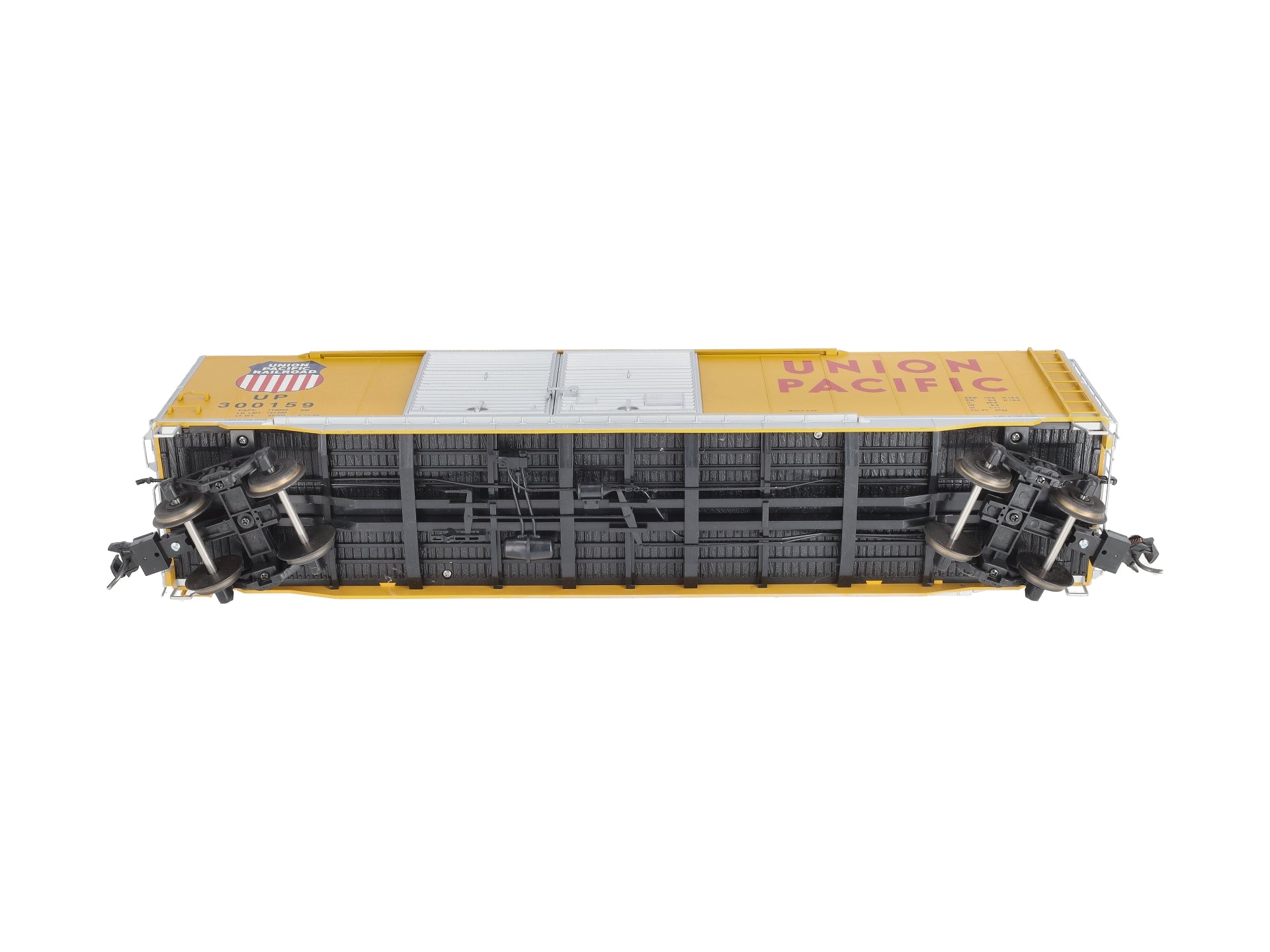 USA Trains R19301B G Union Pacific 50 Ft. Box Car with AAR Double Door (Yellow)