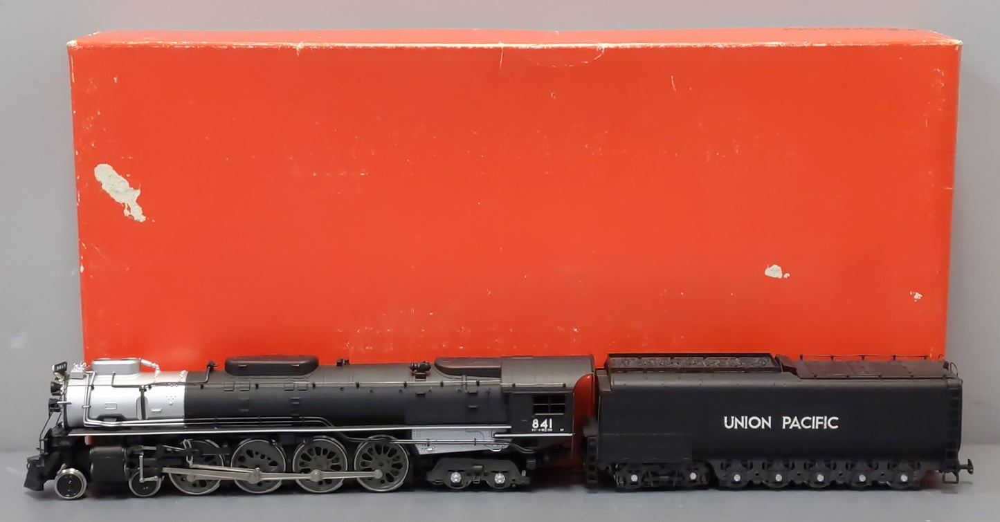 Rivarossi 1578 HO Union Pacific 4-8-4 FEF-3 Steam Locomotive and 14-Wheel Tender EX/Box