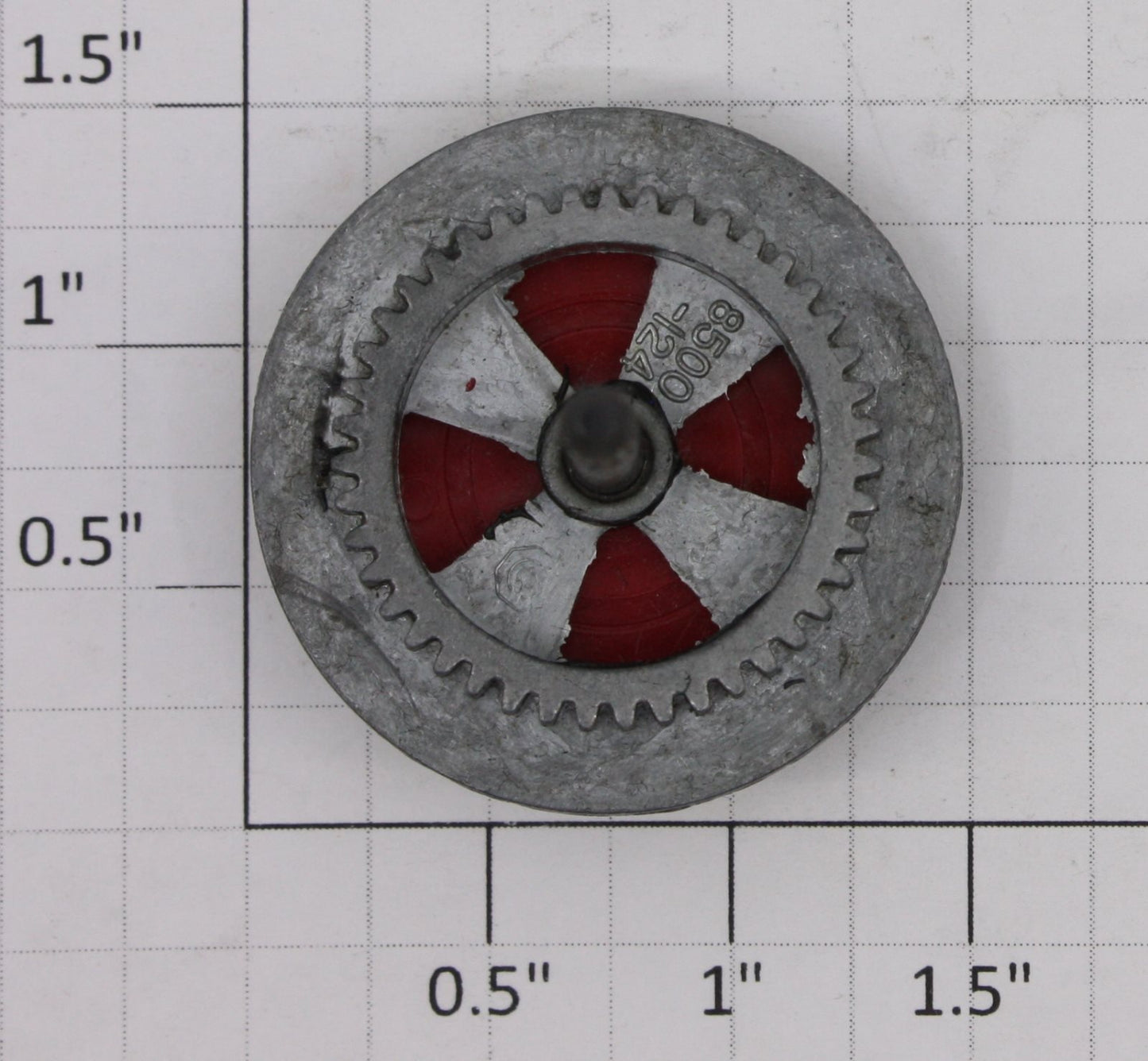 Lionel 8601-135 Gear Wheel with Axle
