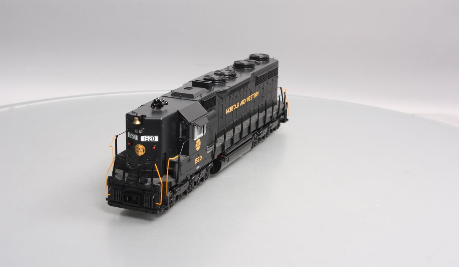 MTH 20-20022-2 Norfolk & Western SD-35 High Hood Diesel w/PS2 Scale Wheels