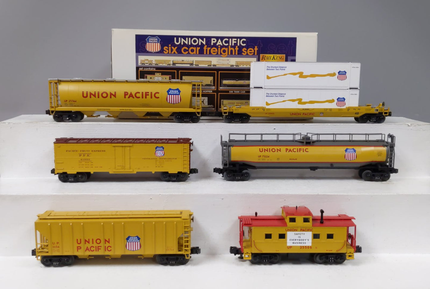 MTH 30-7005 O Union Pacific RailKing Freight Car Set (Set of 6) LN/Box