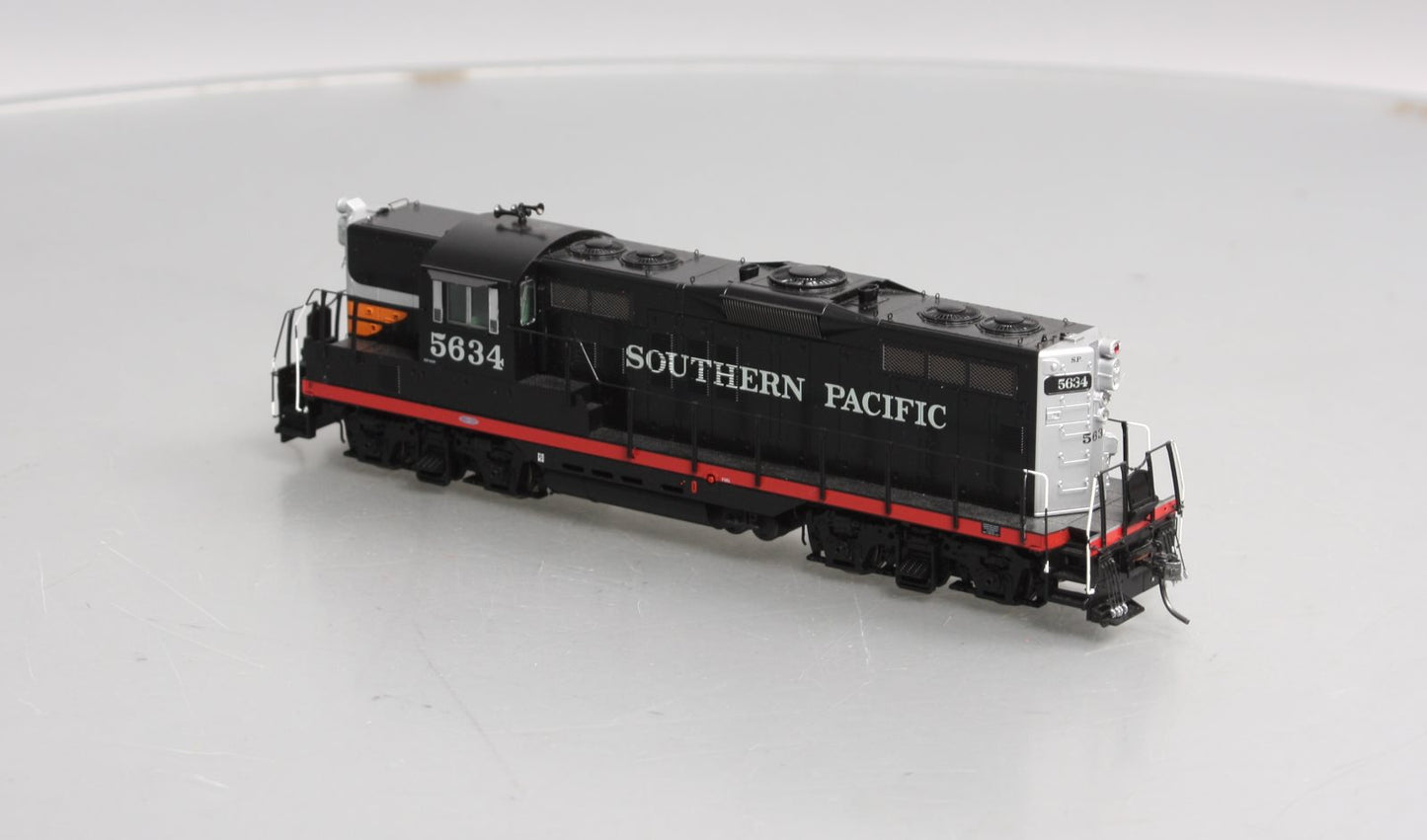 Athearn G62416 HO SP/Black Widow GP9 Diesel Locomotive #5634