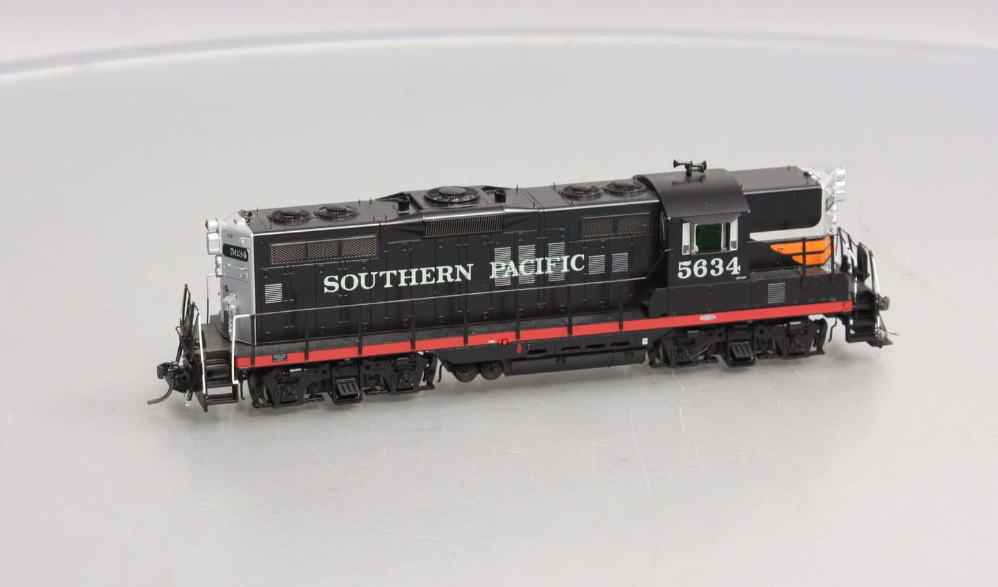 Athearn G62416 HO SP/Black Widow GP9 Diesel Locomotive #5634
