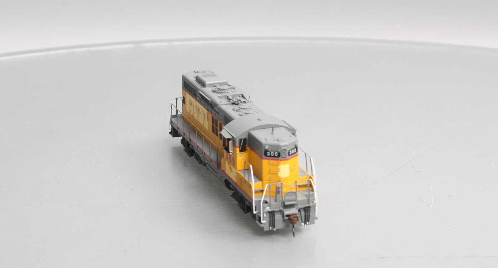 Athearn G64141 HO Iowa Interstate GP9 Diesel Locomotive #300