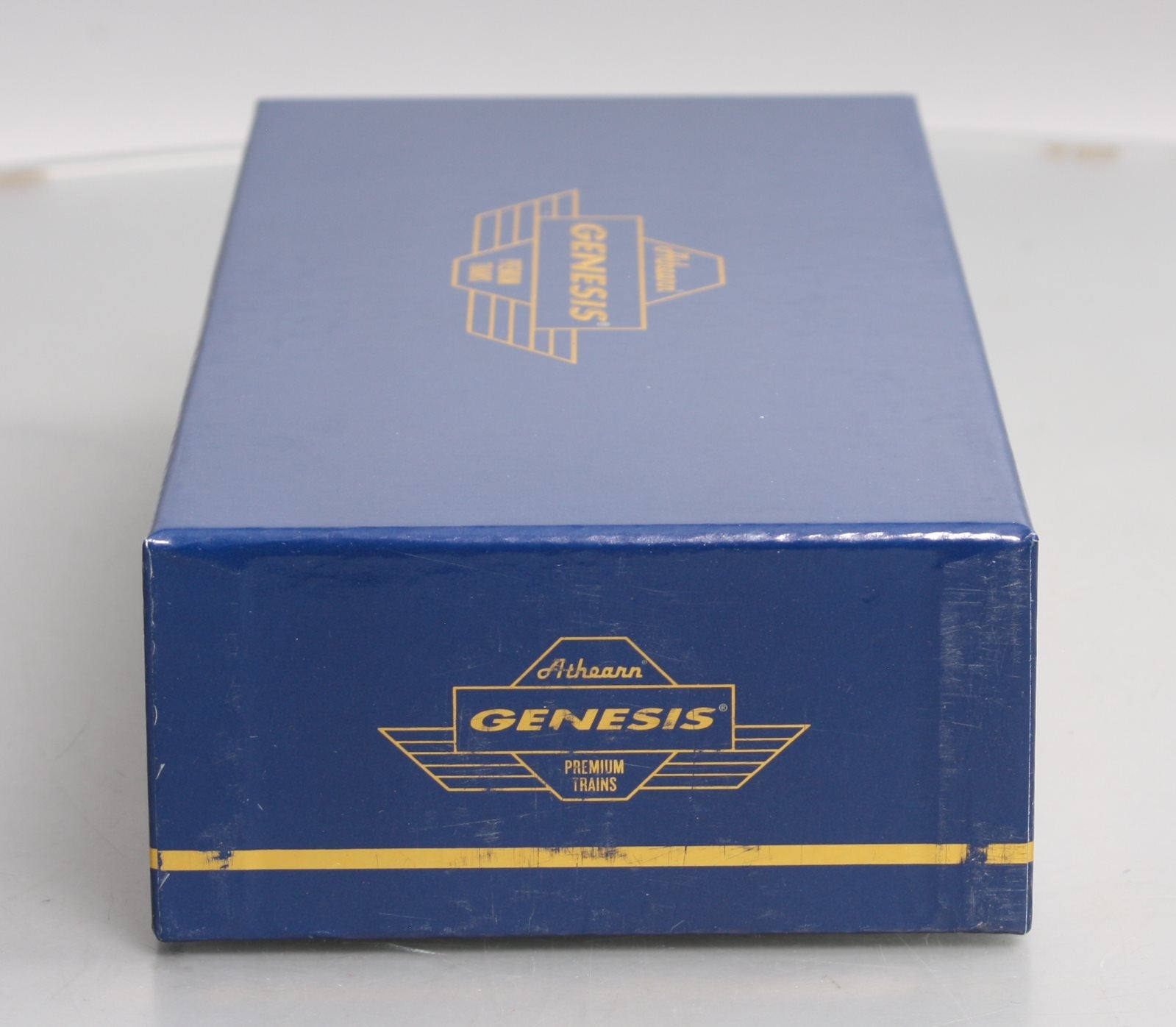 Athearn G64141 HO Iowa Interstate GP9 Diesel Locomotive #300