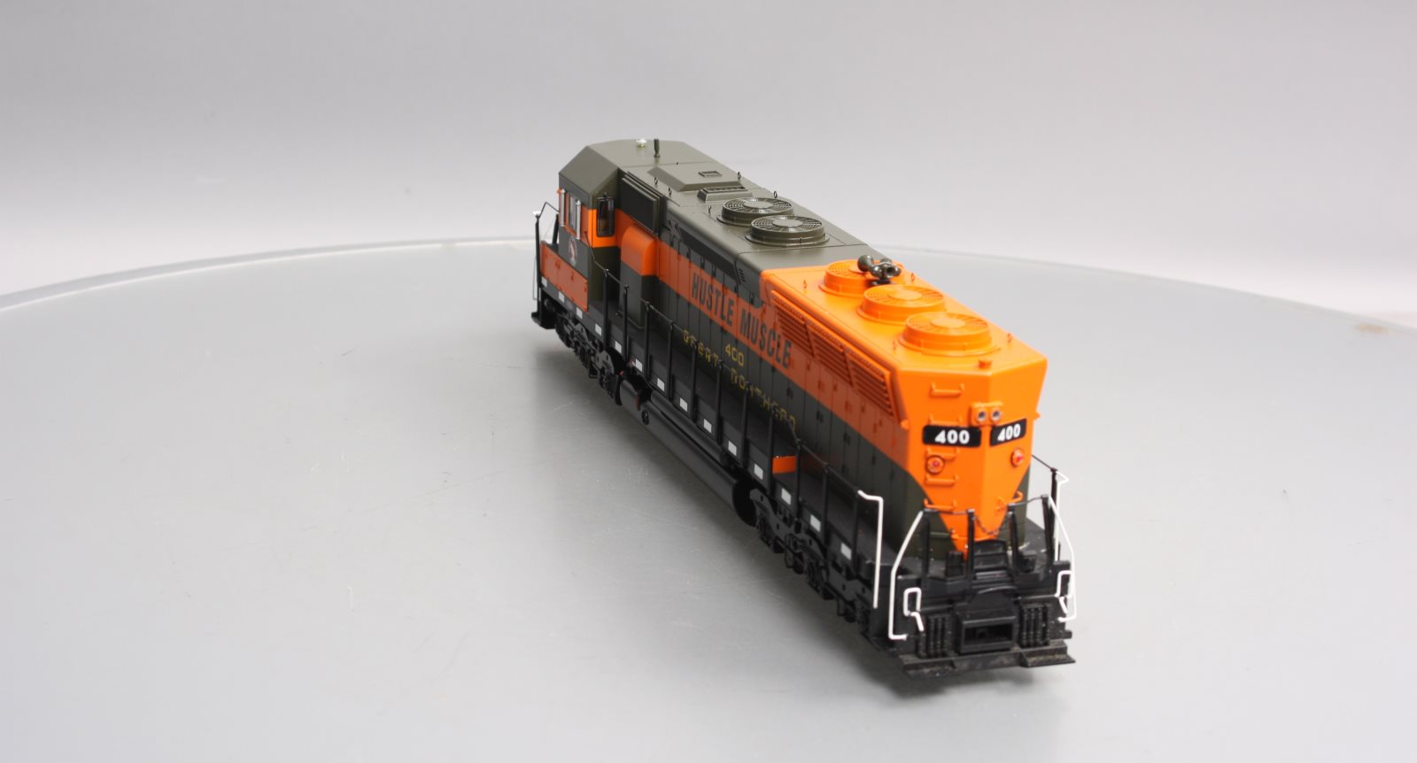 MTH 20-2913-2 GN SD45 High Hood Diesel Engine w/PS 2.0 #400 (Scale Wheels)