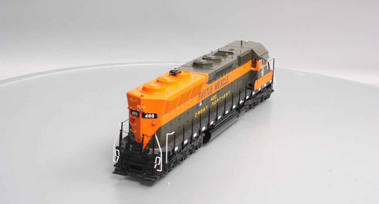 MTH 20-2913-2 GN SD45 High Hood Diesel Engine w/PS 2.0 #400 (Scale Wheels)