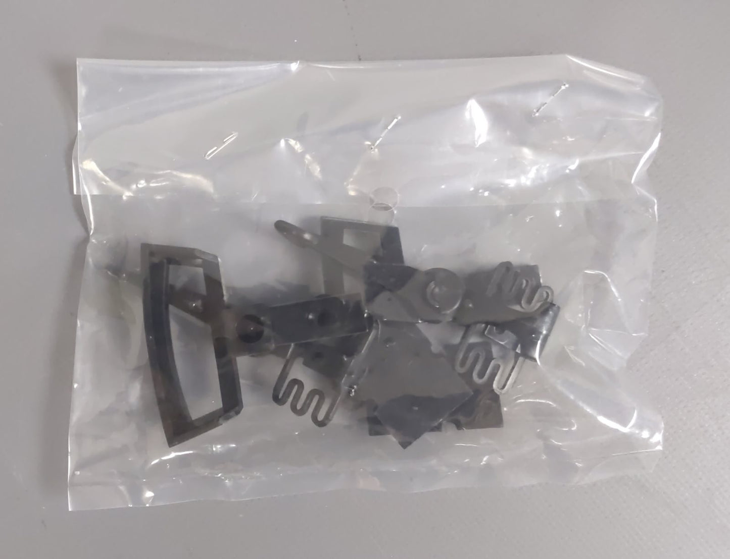 MTH 70-75036 G Scale Norfolk Southern 4 Bay Hopper #300560 w Load (Metal Wheels)