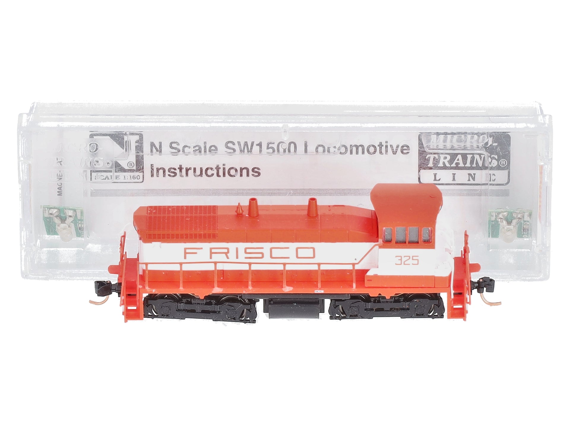 Micro-Trains 98600141 N Frisco SW1500 Diesel Locomotive with DCC #325