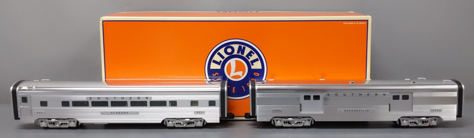 Lionel 6-29158 O Gauge Southern Aluminum 2 Car Passenger Set