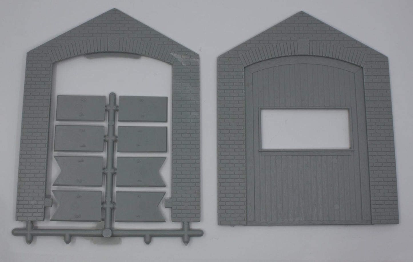 Lionel 12897-55 Engine House Side with Chimney and Ends
